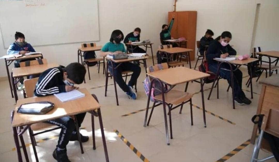 Confirma gobernador regreso a clases escalonado en Quintana Roo