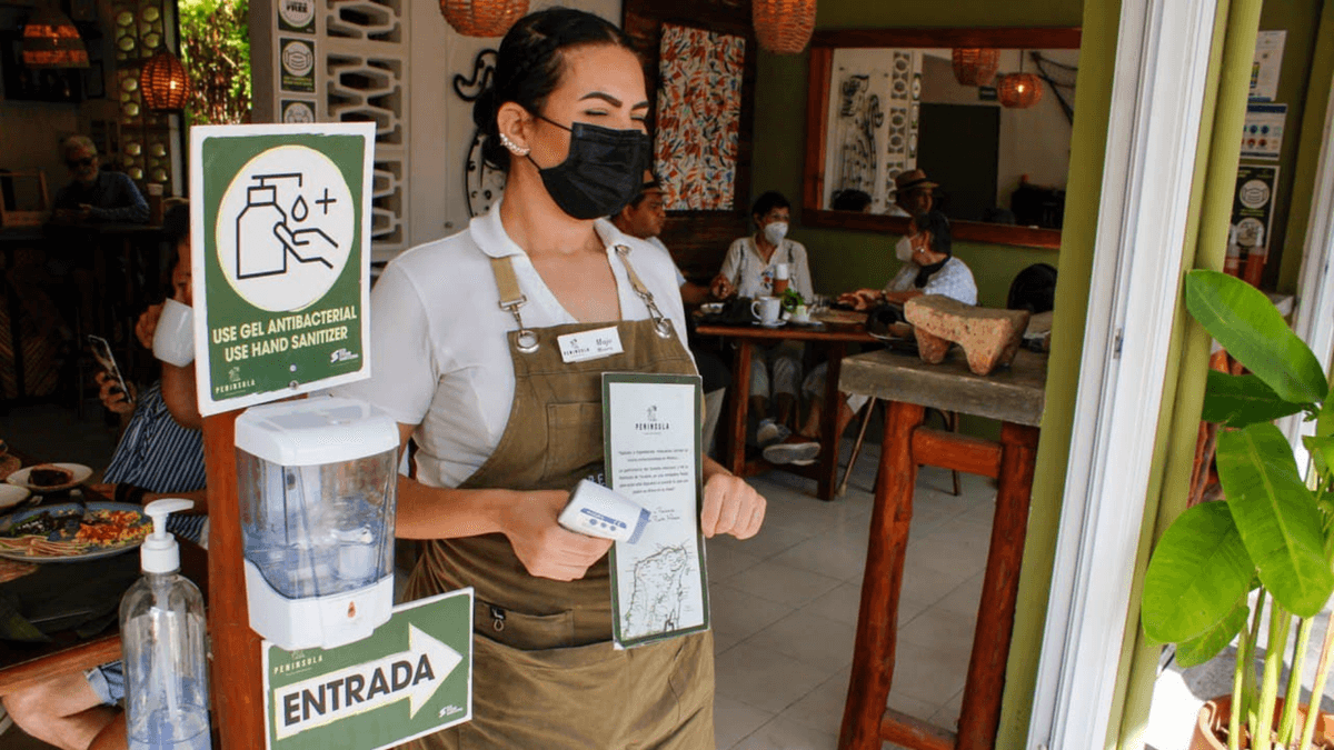 Promueve gobierno de Puerto Morelos certificación sanitaria para la industria turística