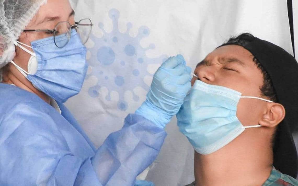 En un día se confirman 1,132 positivos a COVID-19 en Quintana Roo