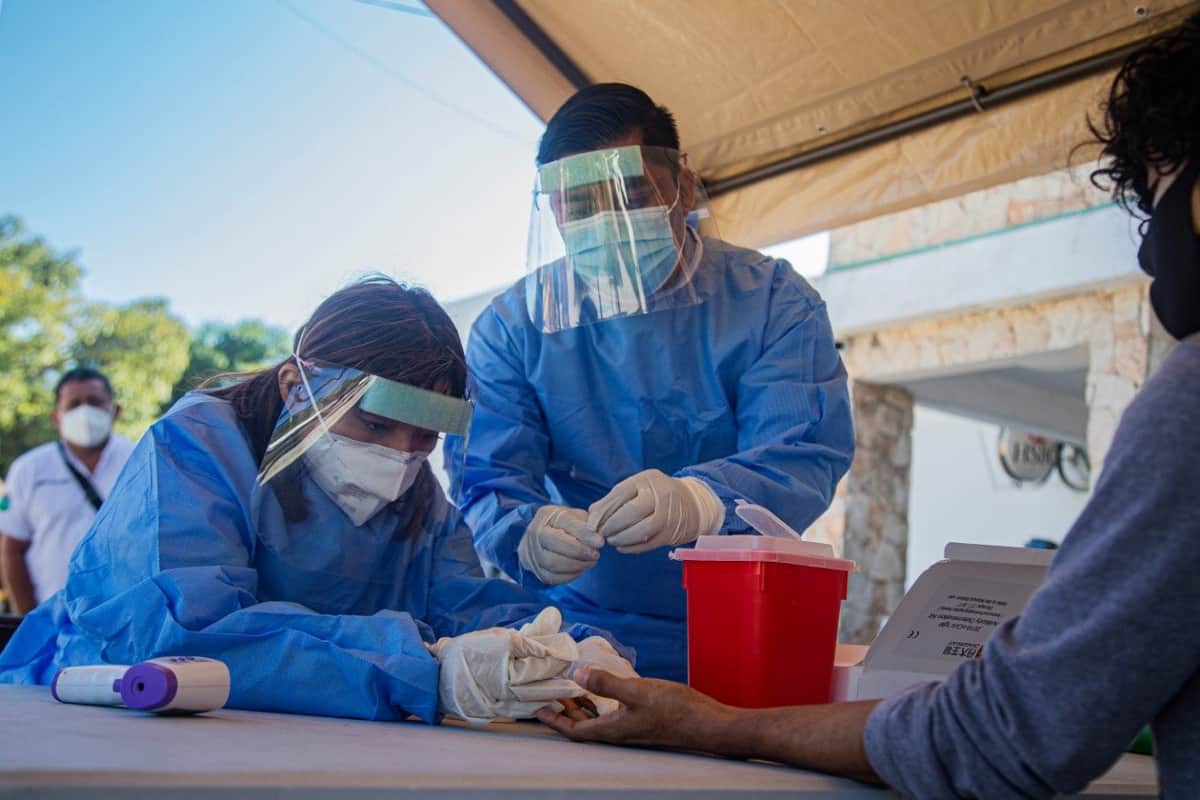 ¡Rompe récord Quintana Roo! Registra mil 151 casos positivos a COVID-19 en 24 hrs