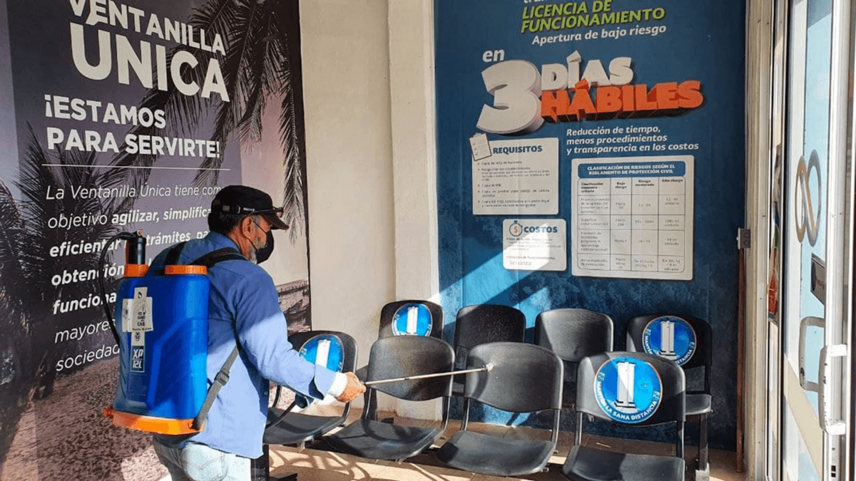 Gobierno de Puerto Morelos redobla esfuerzos para hacer frente a ola de contagios de Covid-19