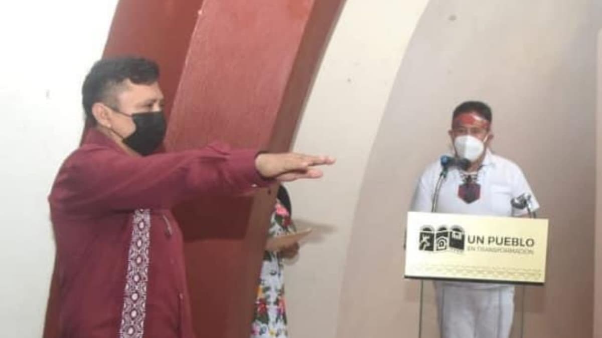 Nombran a Adalberto Yam Pech como 'gobernador indígena' de Q.Roo, hay cuestionamientos