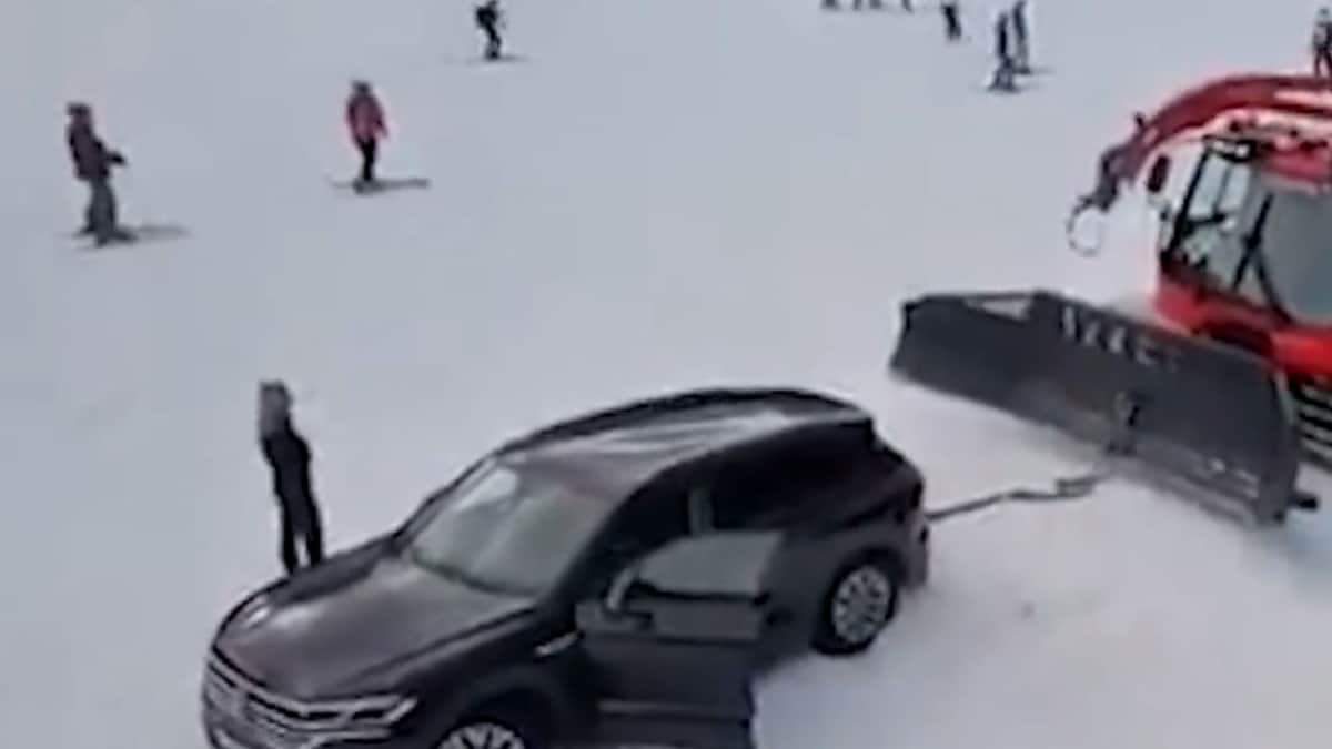 VIDEO: Conductora sigue las indicaciones del GPS y se queda varada en una pista de esquí