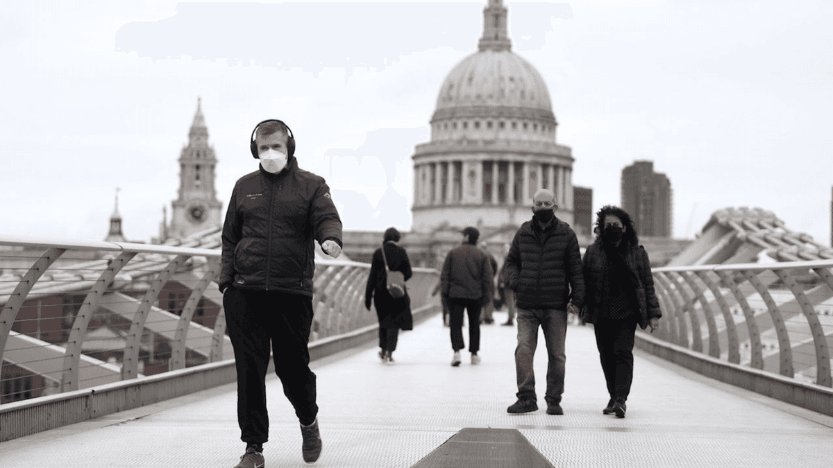 Reino Unido dejará de exigir el autoaislamiento tras dar positivo a COVID-19