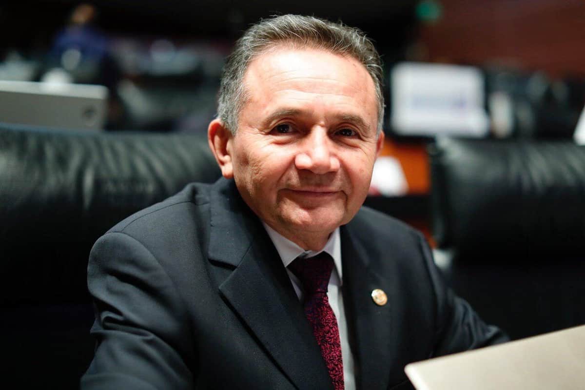 Por su 'intachable trayectoria de vida', MC designa a José Luis Pech como su candidato a Gobernador