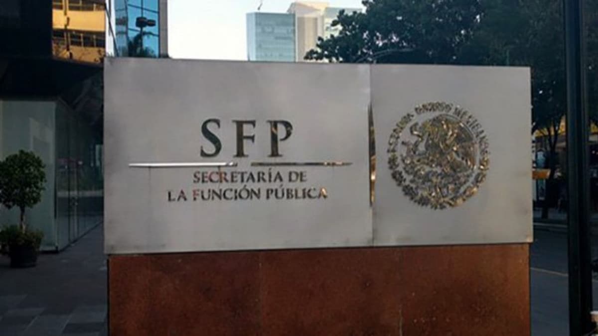 Nuevo Código de Ética prohíbe a servidores públicos abrazar, hacer piropos y bromas para prevenir hostigamiento y acoso