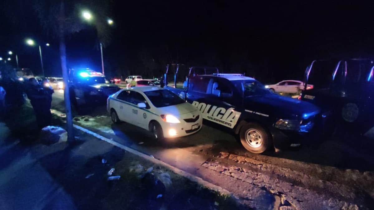 Detienen en Playa del Carmen a ladrones de casas tras persecución de taxi en el que huían