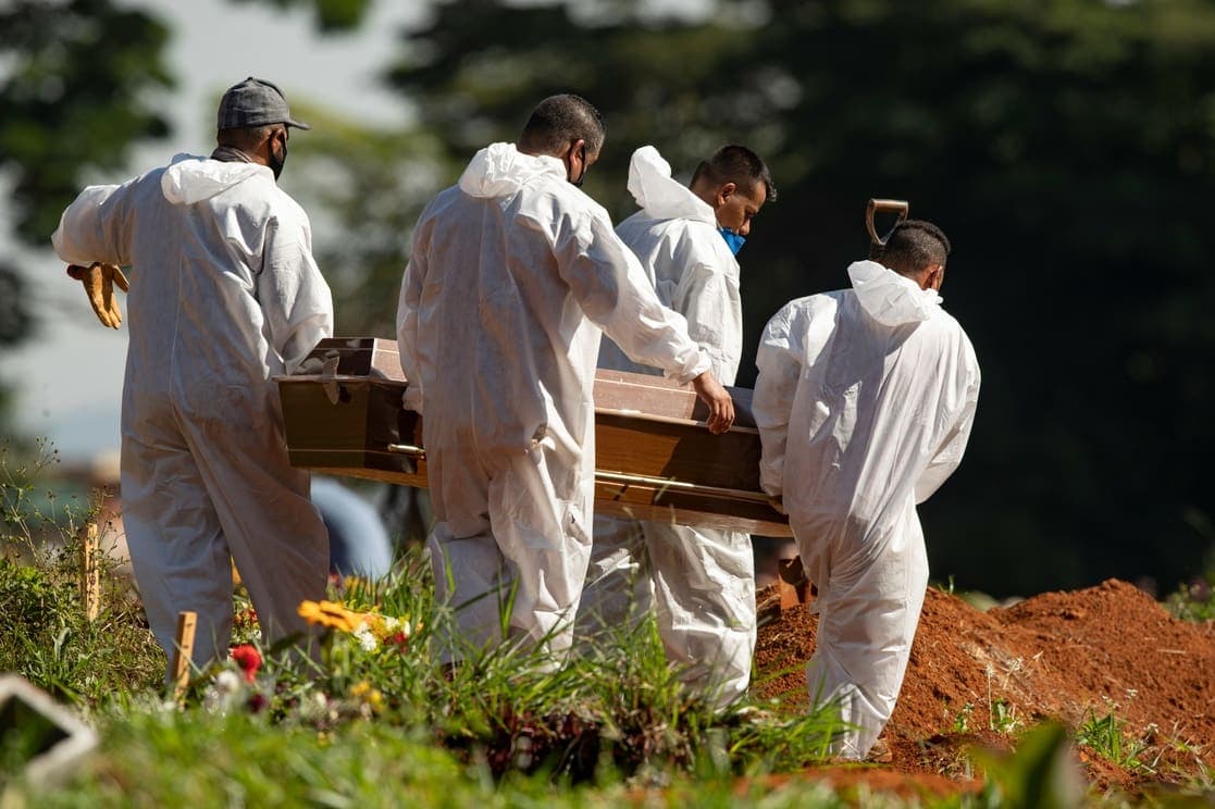 Mueren 12 quintanarroenses por COVID-19 en las últimas 24 horas