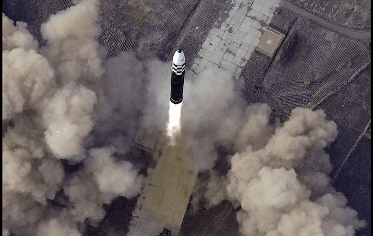 "Fue simulado": Acusa Corea del Sur a Norcorea de mentir en lanzamiento de supuesto 'nuevo misil'