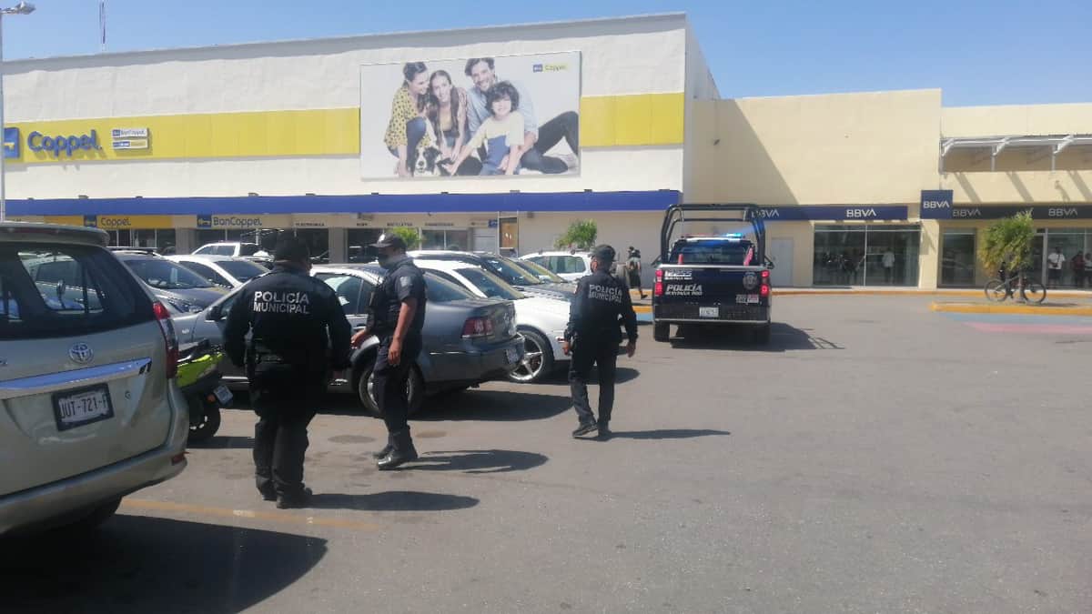 Asaltantes despojan a cuentahabiente de 220 mil pesos en Chetumal