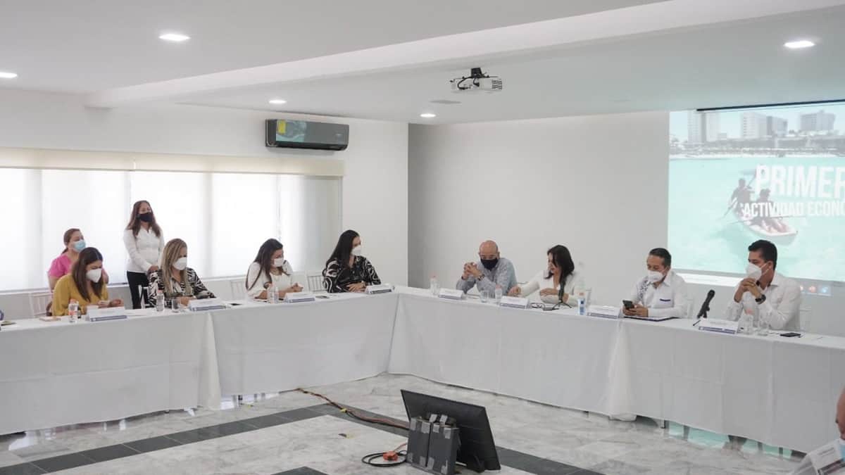 Autoridades de Cancún se reúnen con 'Comisión de Turismo' del Senado