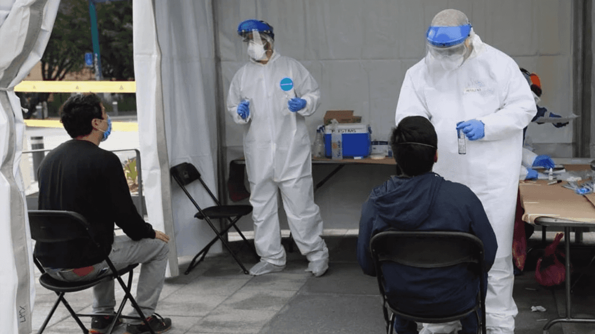 Cerrarán macroquioscos de pruebas Covid-19 en CDMX por baja de casos