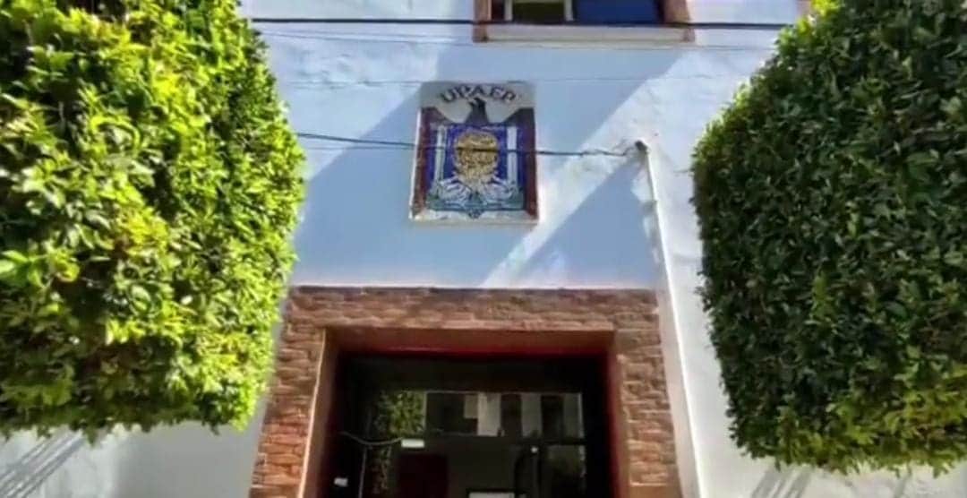 Alumno golpea con un martillo a maestro en preparatoria UPAEP de Puebla