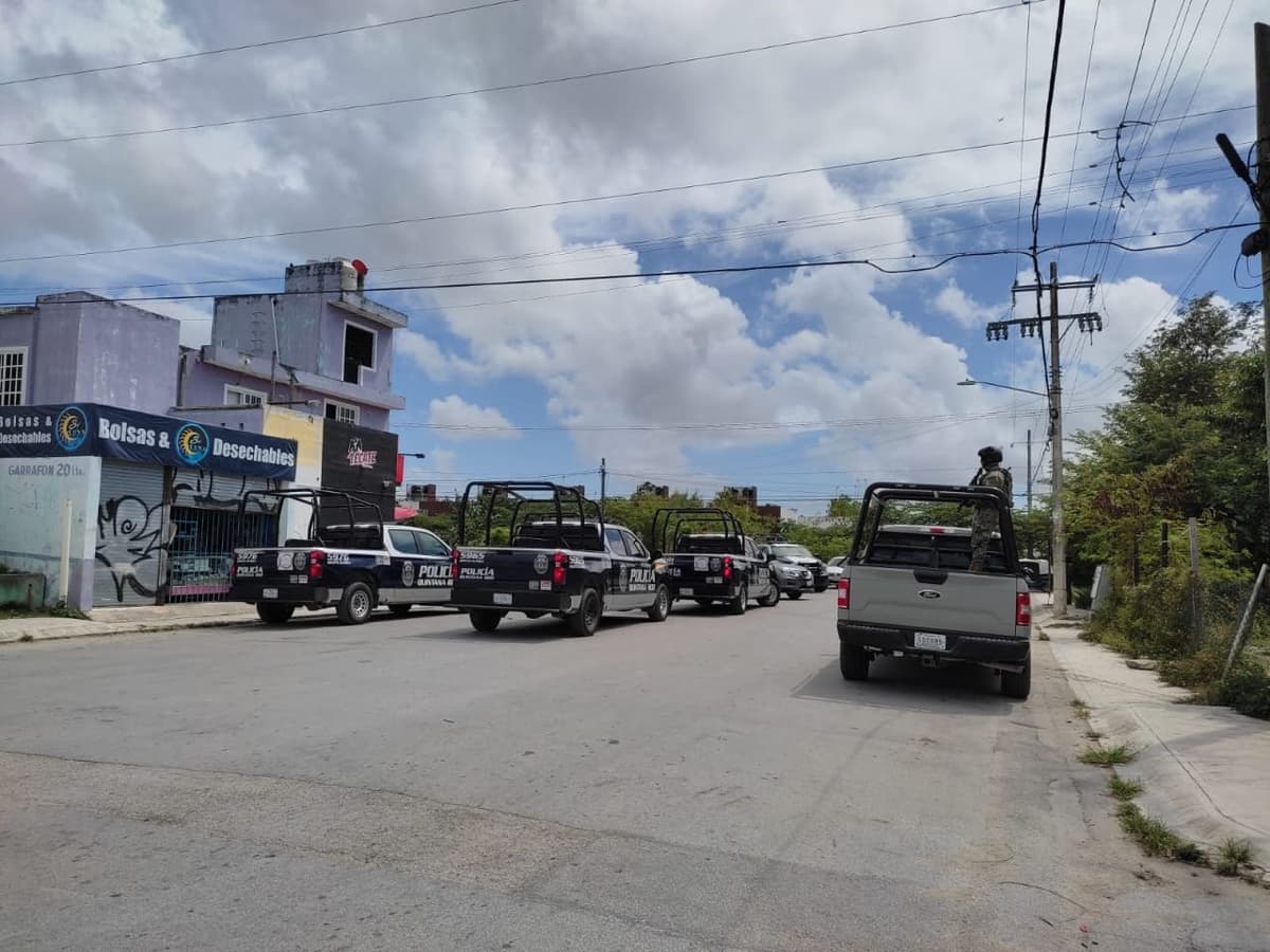 Motociclistas ejecutan a un sujeto en la Región 253 de Cancún