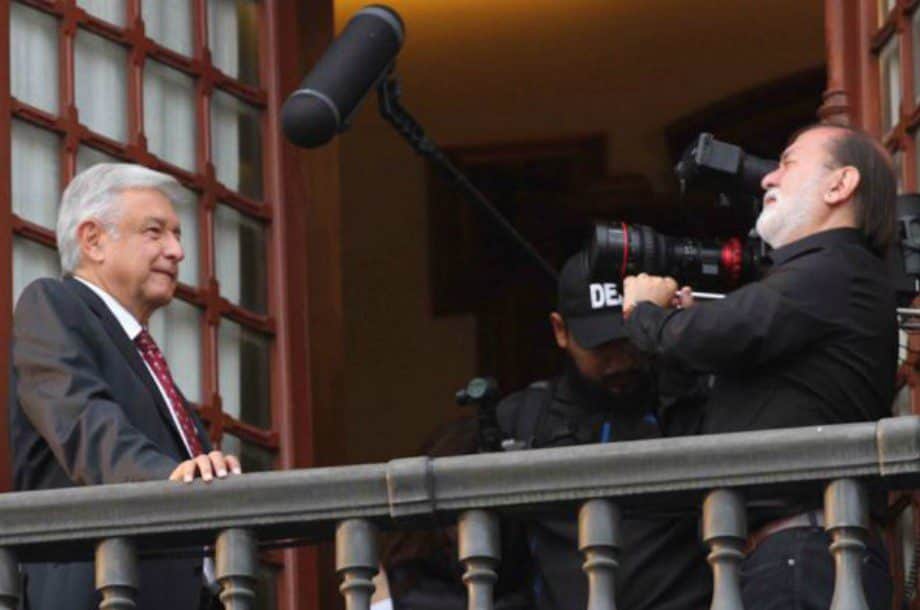 Epigmenio Ibarra afirma que la riña en Querétaro fue acción de la derecha y el narco para desestabilizar a AMLO