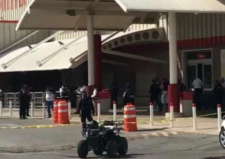 Disparan contra un maestro afuera del City Club de Playa del Carmen; pistolero escapa en taxi