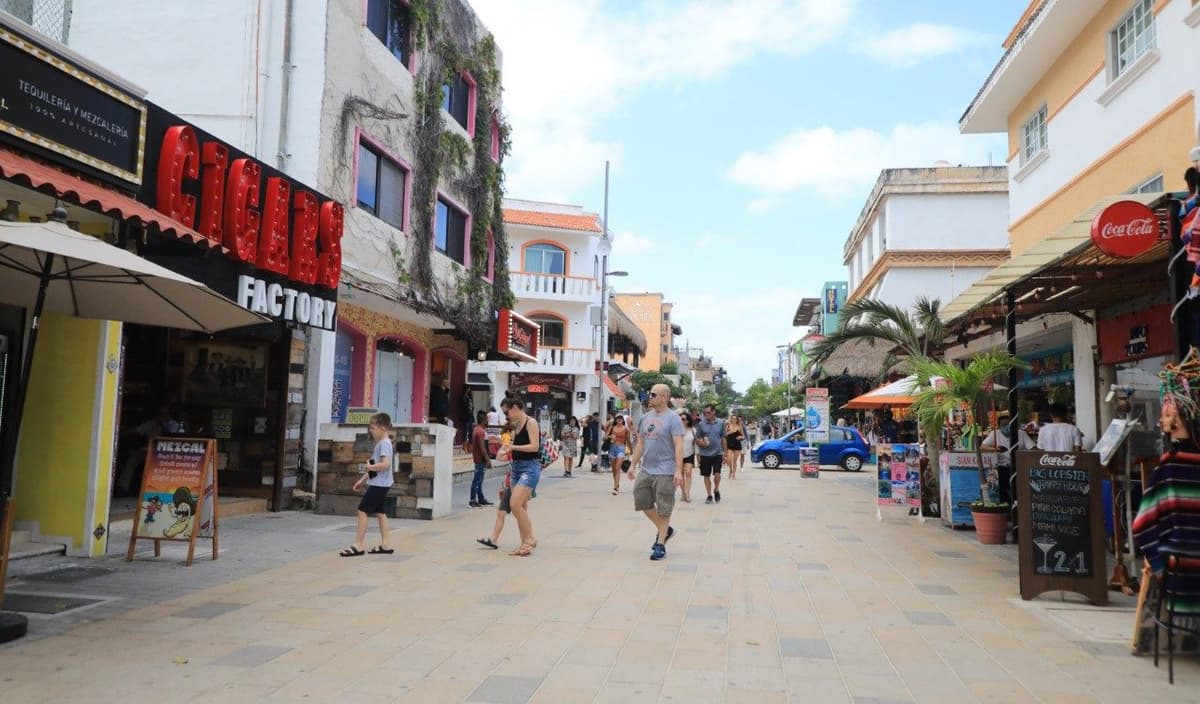 Quinta Avenida vuelve a relucir en esta semana santa