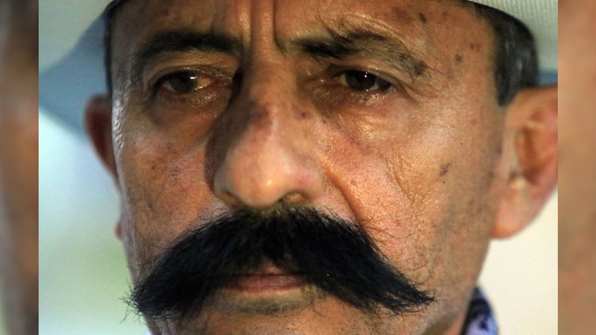 Nieto de Zapata molesto por mensaje que AMLO utilizó en boleta de revocación de mandato