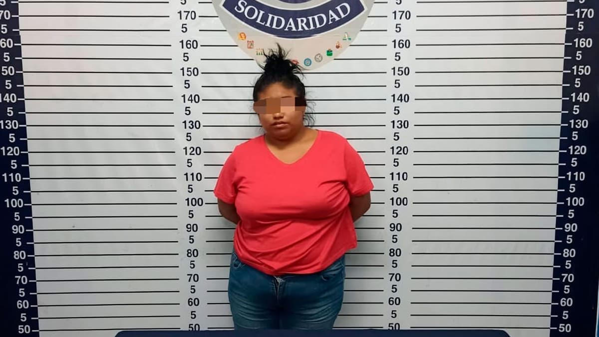 La detienen al intentar meter droga a cárcel de Playa del Carmen