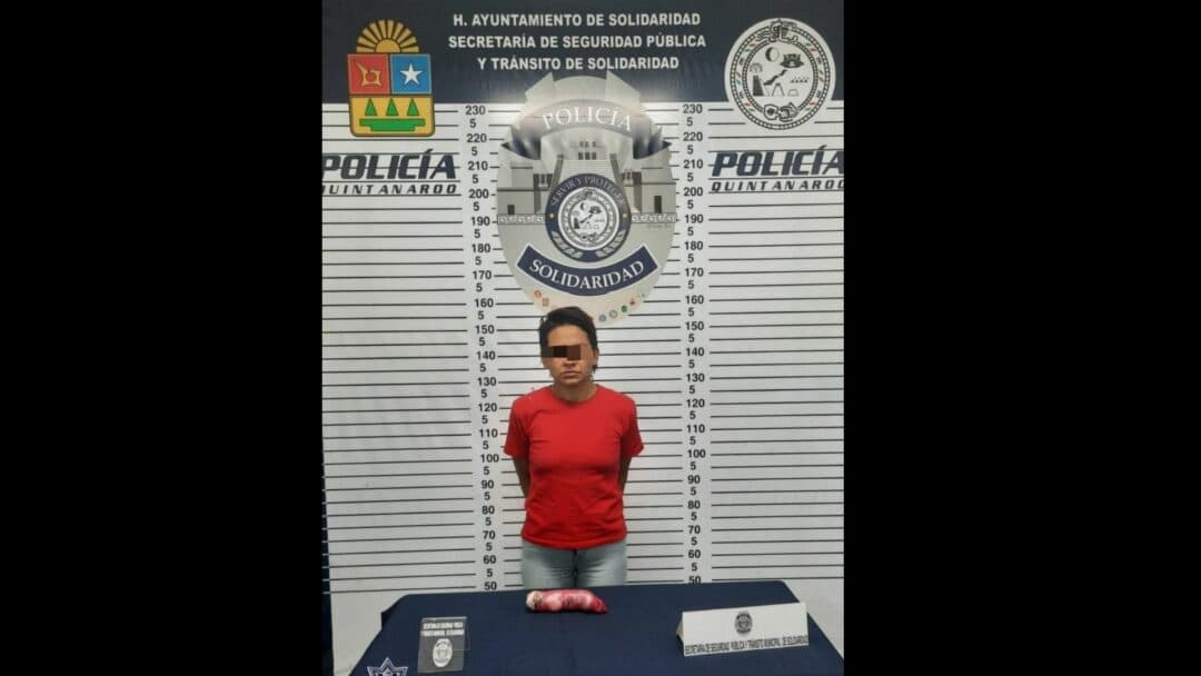 Detienen a mujer que intentó pasar estupefacientes a la cárcel en Playa del Carmen