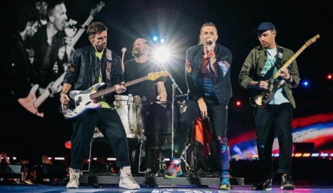 Video: Coldplay canta "Amor Eterno" durante su concierto en Cdmx