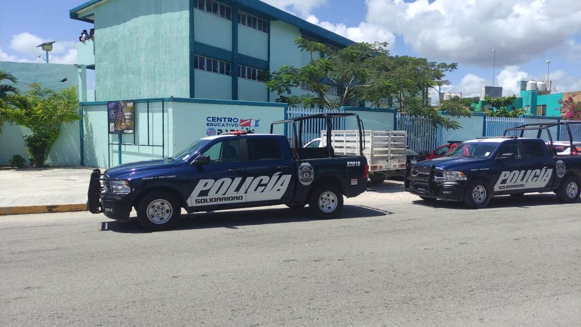 Denuncian alumnas a maestro del Cetmar en Playa del Carmen por presunto acoso