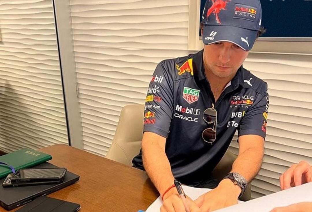 Tras su triunfo y la fiestota, Red Bull renueva a "Checo" Pérez hasta 2024