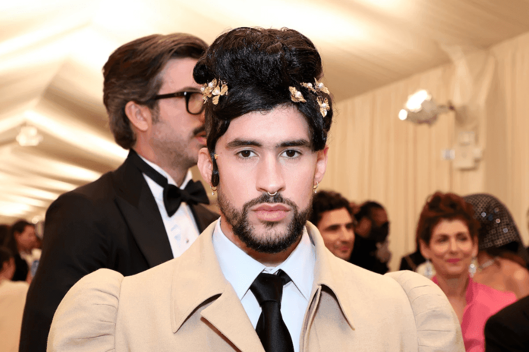 Bad Bunny debutará como comentarista en partido de baloncesto profesional