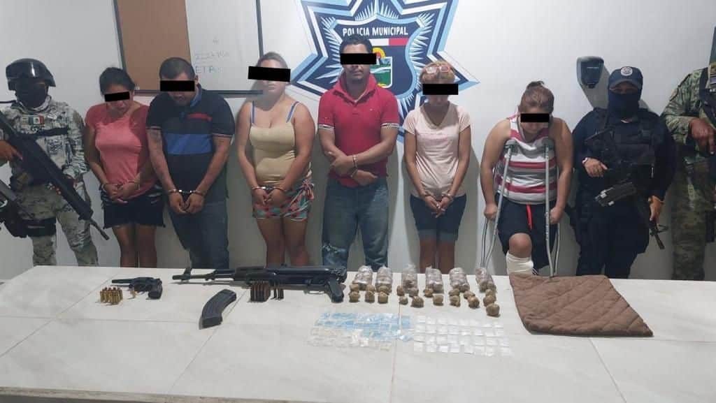 Detienen a presuntos extorsionadores en Tulum