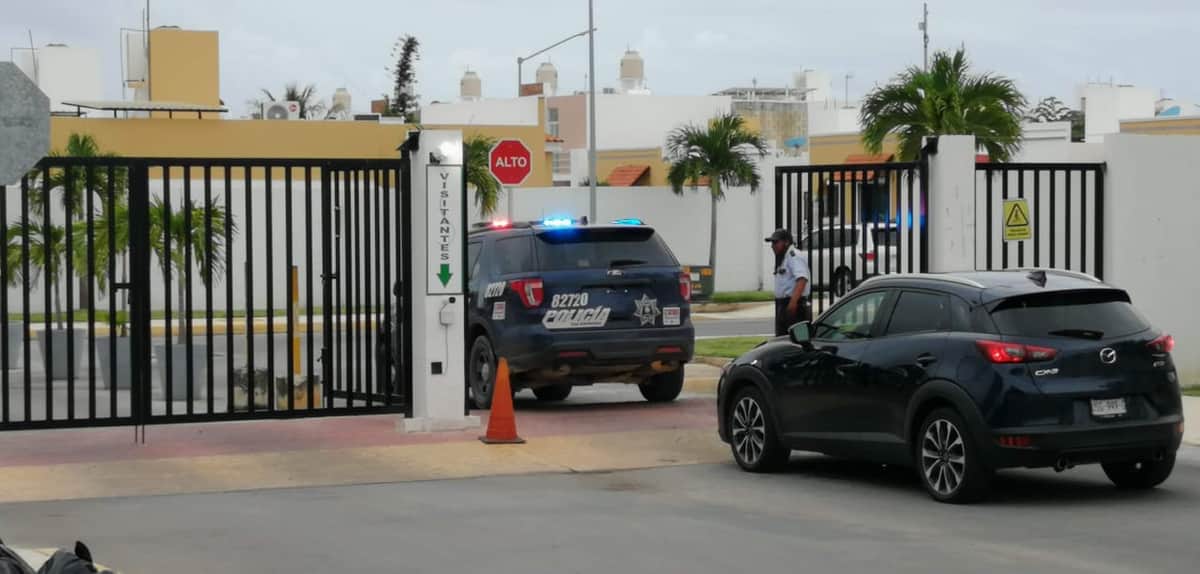 Roban medio millón de pesos de una casa en una residencial de Playa del Carmen