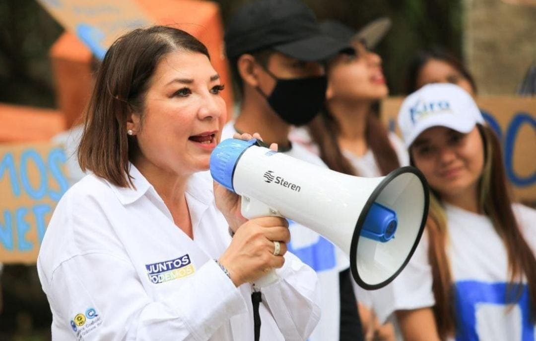 Con propuestas, Kira Iris busca ganar el debate por el Décimo Distrito