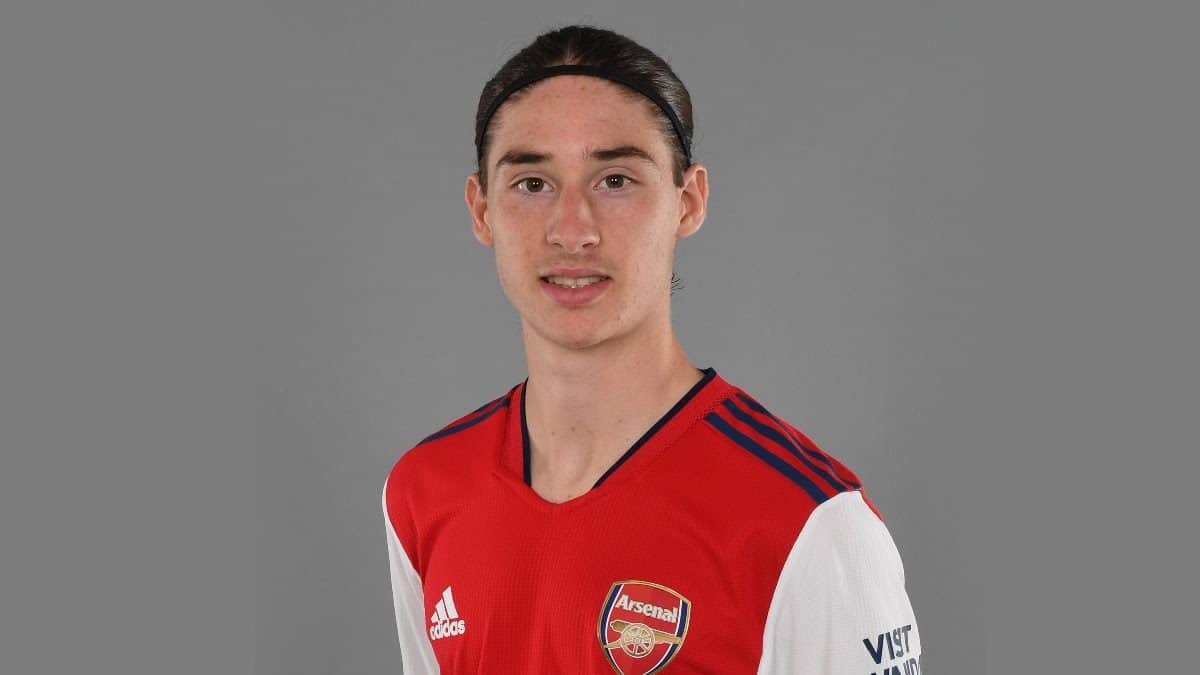 Lamentan en Canadá decisión de Marcelo Flores de jugar con el Tri