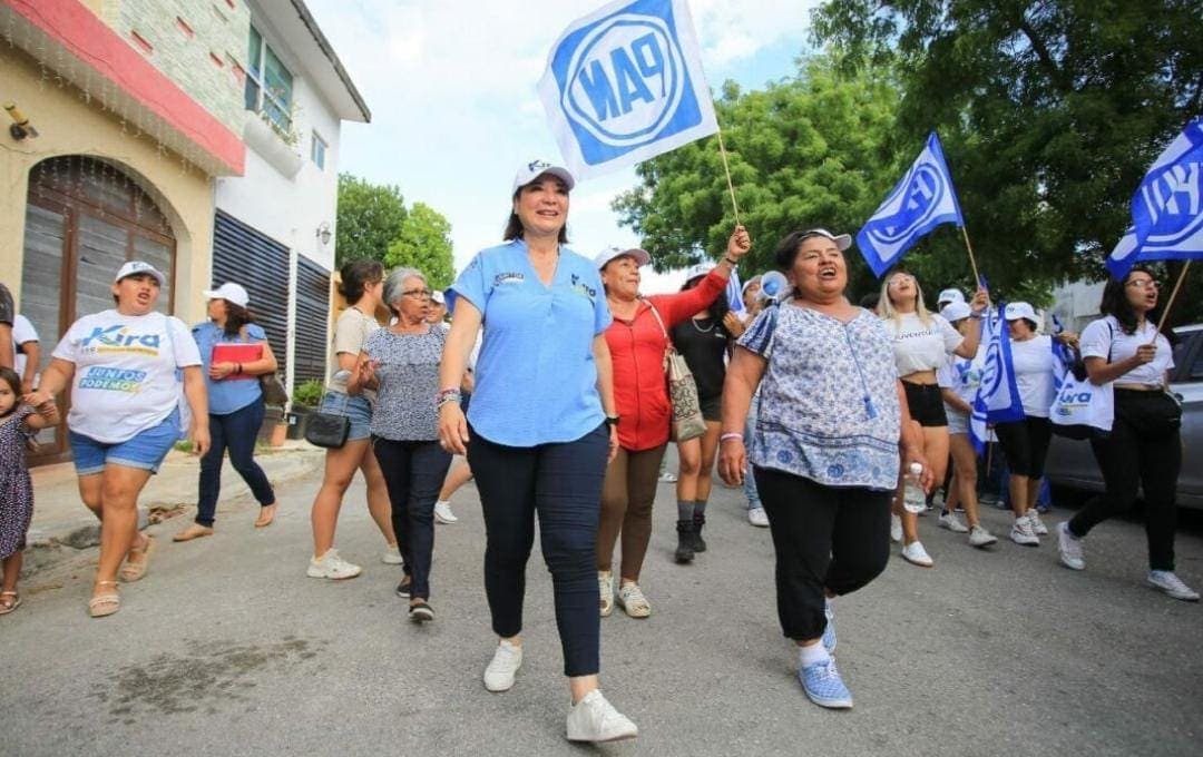 Reactivar a Playa del Carmen, apoyos en salud y educación, las propuestas de Kira Iris