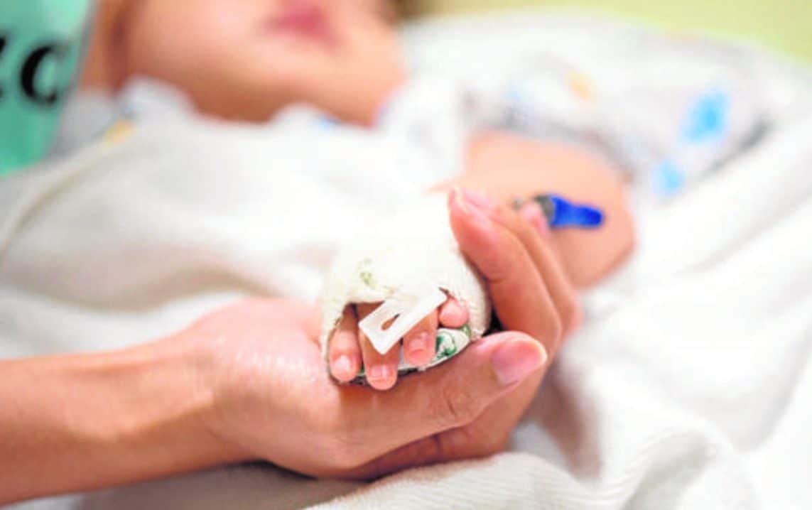 Piden a mexicanos no entrar en pánico por hepatitis infantil de origen desconocido