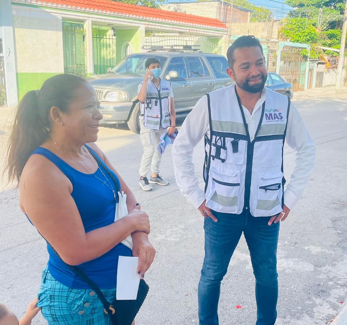 “YA BASTA DE QUE LOS HOSPITALES PÚBLICOS PAREZCAN PRIVADOS” Propone Beto López salud digna para las familias de Solidaridad