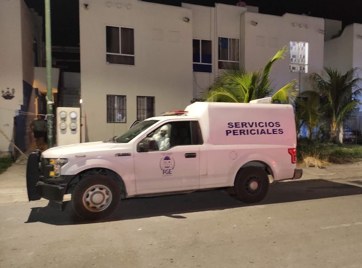 Encuentran cuerpo suspendido en Villas del Sol de Playa del Carmen