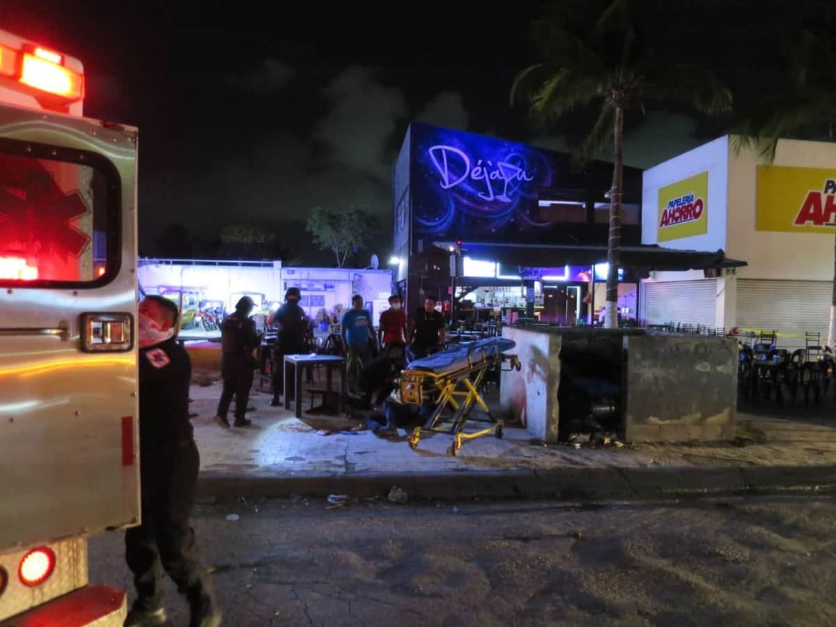 Un muerto, seis heridos y un detenido, saldo de ataques contra bares en Cancún