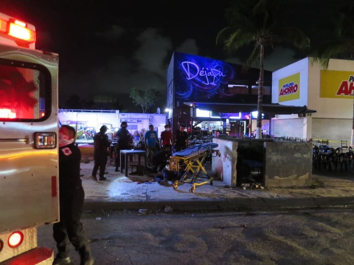 Un muerto, seis heridos y un detenido, saldo de ataques contra bares en Cancún