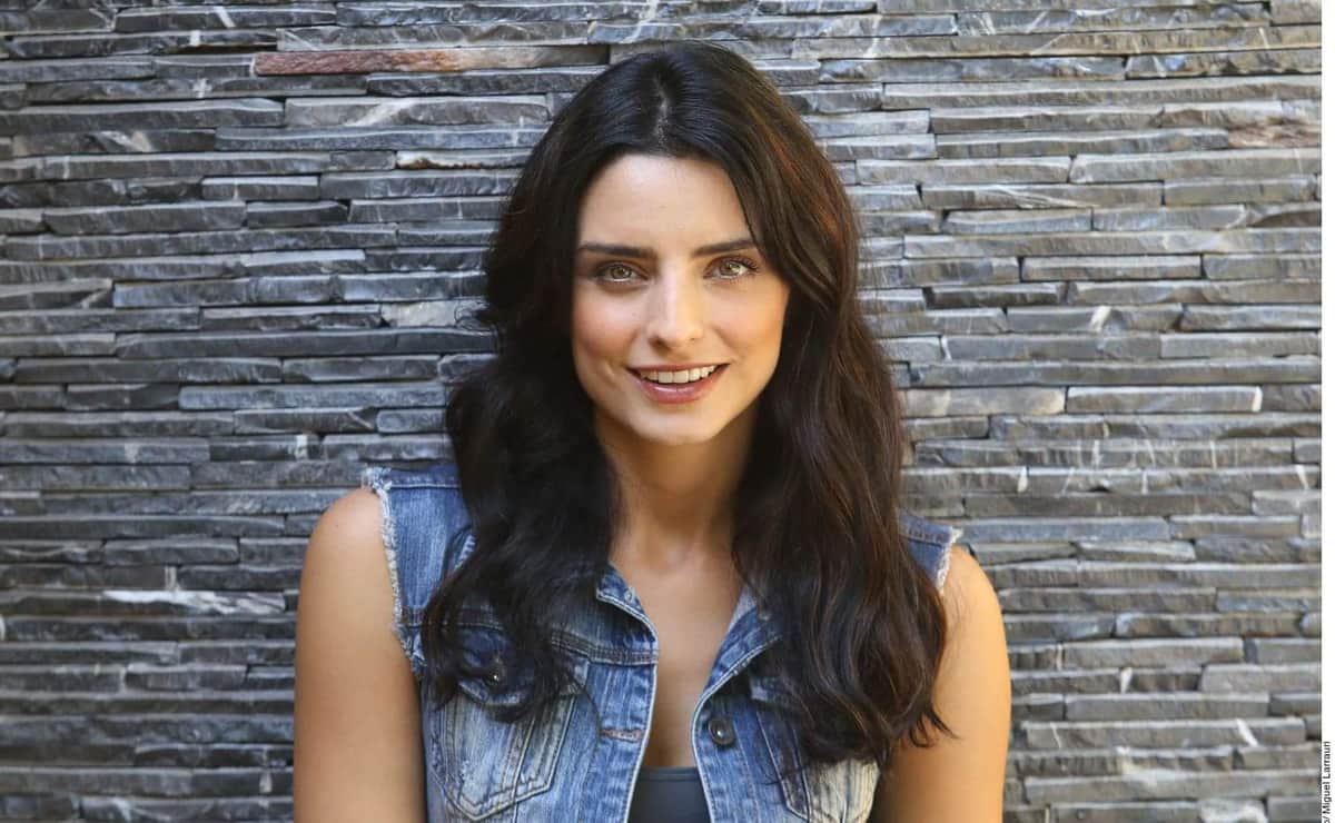 VIDEO: Aislinn Derbez anuncia 'su compromiso' con famoso youtuber y causa revuelo