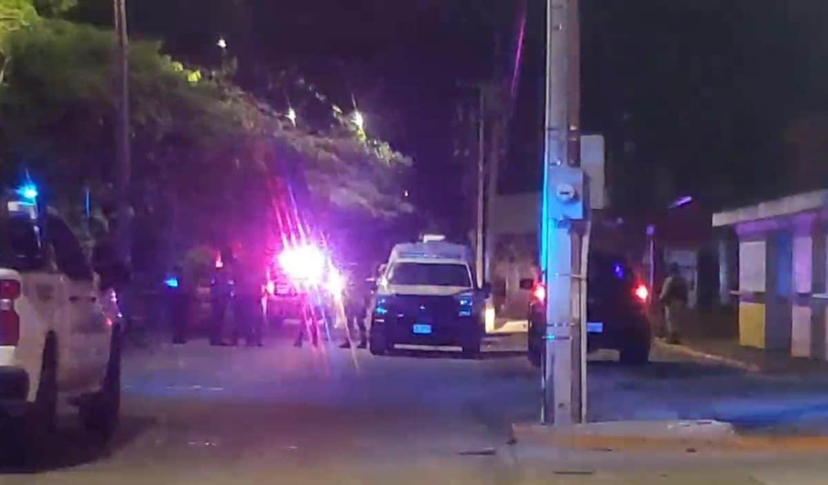 Ejecutan a un hombre a balazos en Cozumel