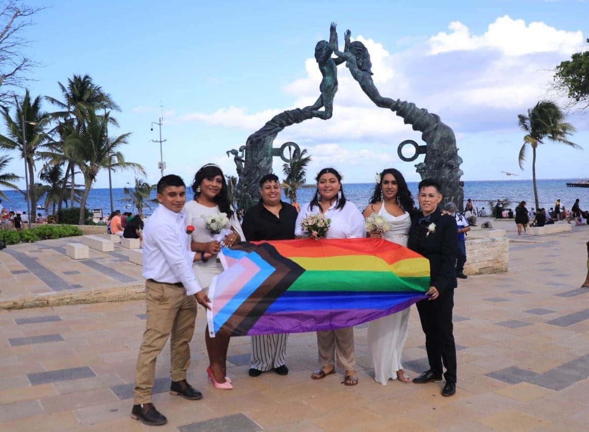 Se casan tres parejas en bodas igualitarias en Playa del Carmen