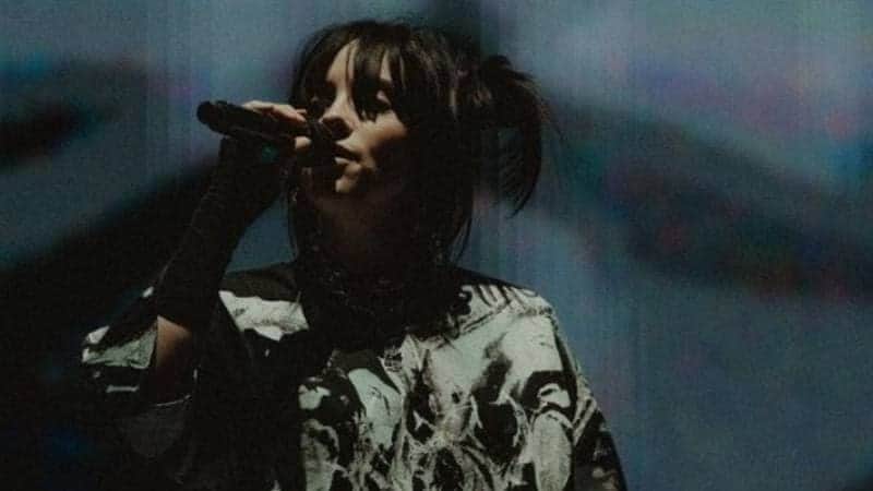 ‘Todos pensaron que era yo’: Billie Eilish revela que usó una doble en concierto de Coachella