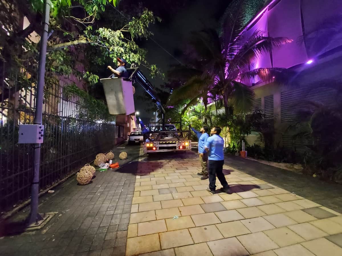 Reordenamiento de la Quinta Avenida de Solidaridad no se detiene