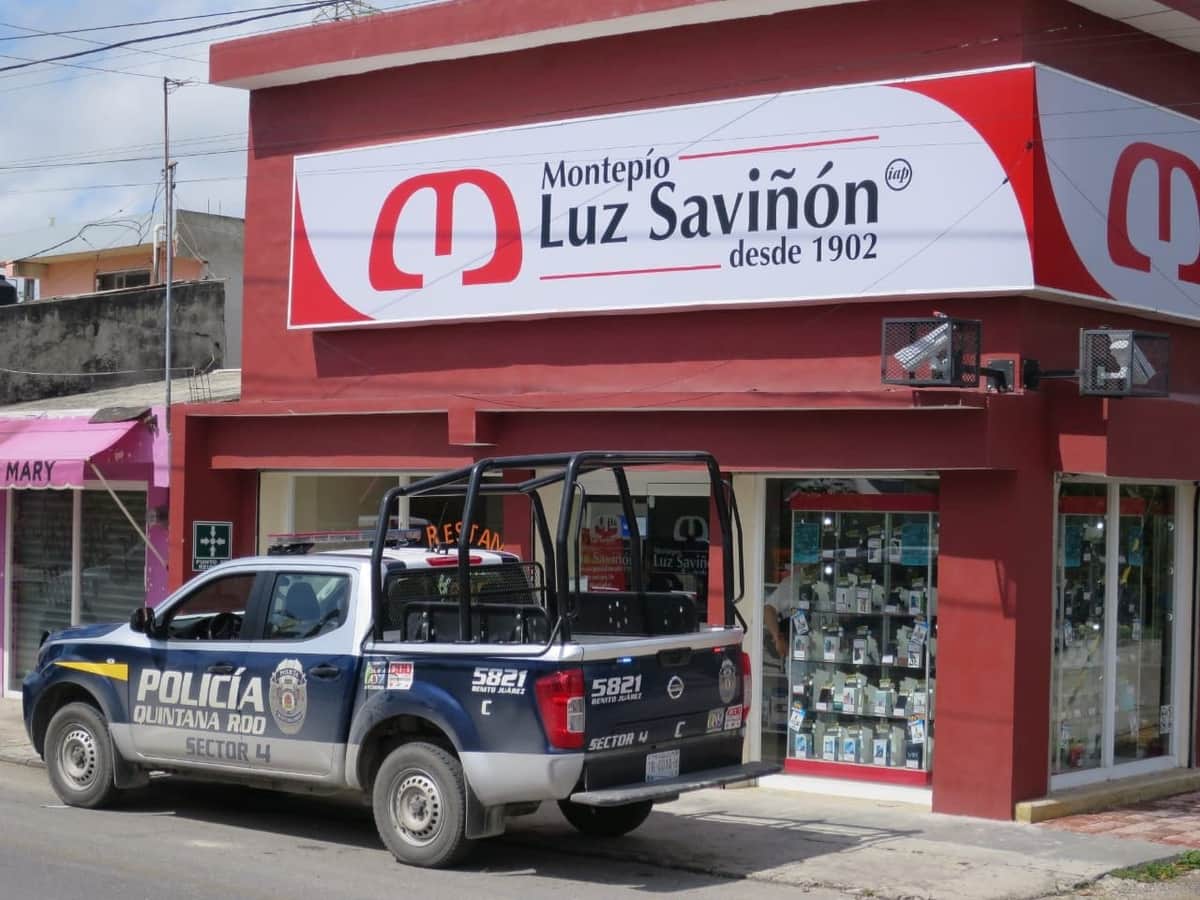 Asaltan a punta de pistola casa de empeño en Cancún