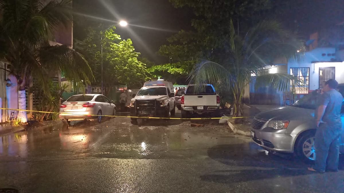 Hallan ahorcada a una persona en una casa de Playa del Carmen
