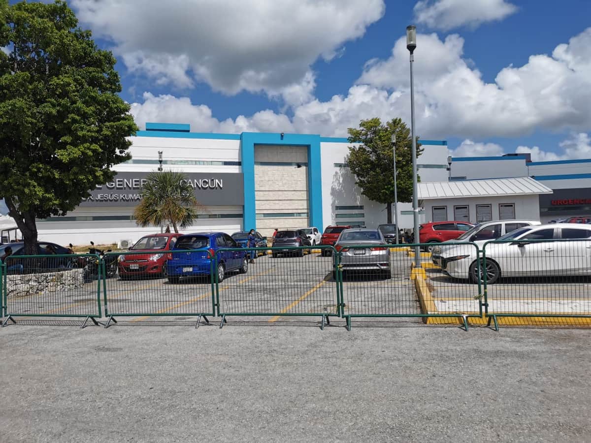 Surgen al menos 20 casos sospechosos de COVID-19 entre el personal del Hospital General de Cancún
