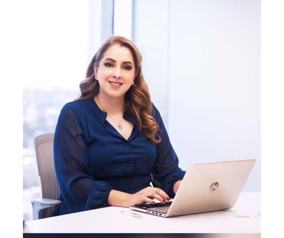 FE DE ERRATAS: Karina Fernández Real no estuvo involucrada en el incidente de una póliza de Qualitas