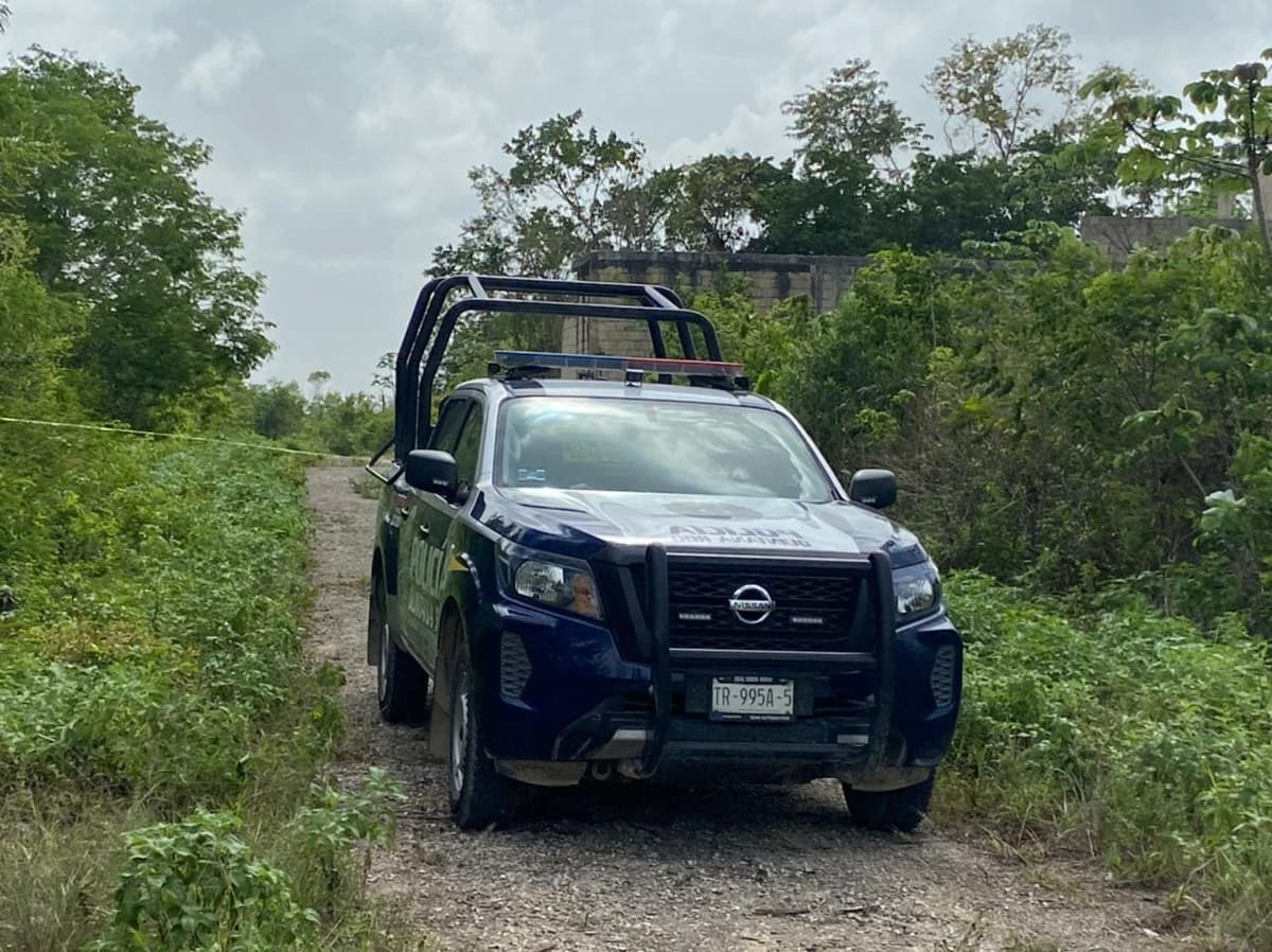 Hallan cuerpo decapitado cerca de El Pedregal, en Cancún