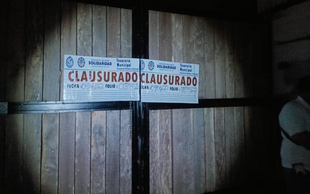 Aseguran dosis de droga en "El Taco Loco" y el "Chilly Willys" en Playa del Carmen