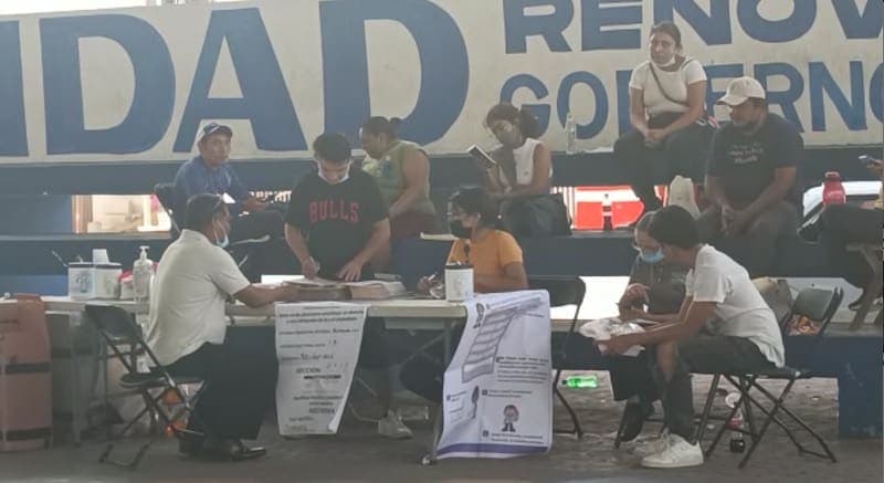 Cierran casilla antes de lo permitido en Playa del Carmen